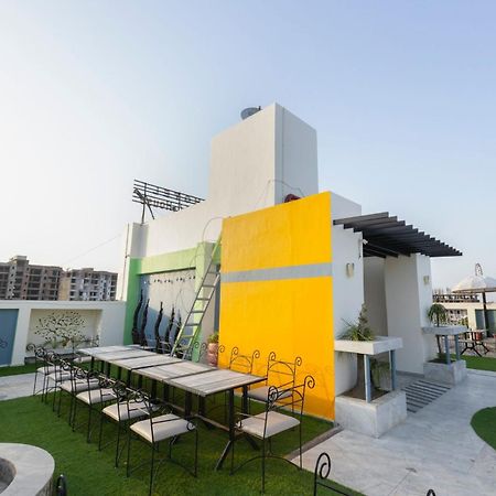 Hotel Sahibs Lighthouse - Swimming Pool Agra  Luaran gambar