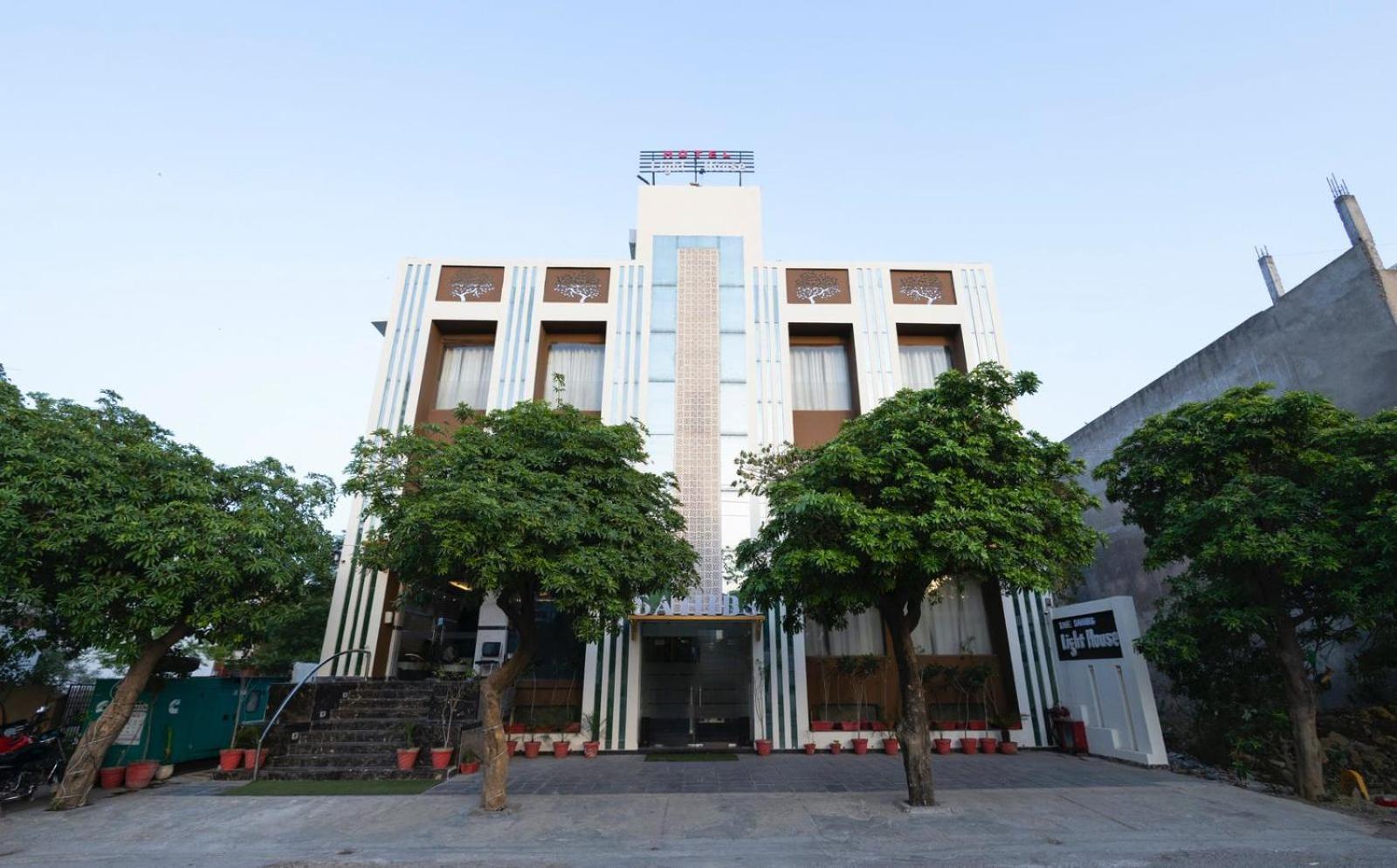 Hotel Sahibs Lighthouse - Swimming Pool Agra  Luaran gambar