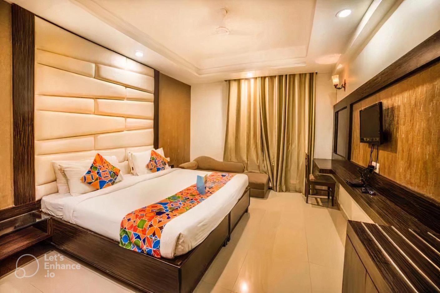 Hotel Sahibs Lighthouse - Swimming Pool Agra  Luaran gambar