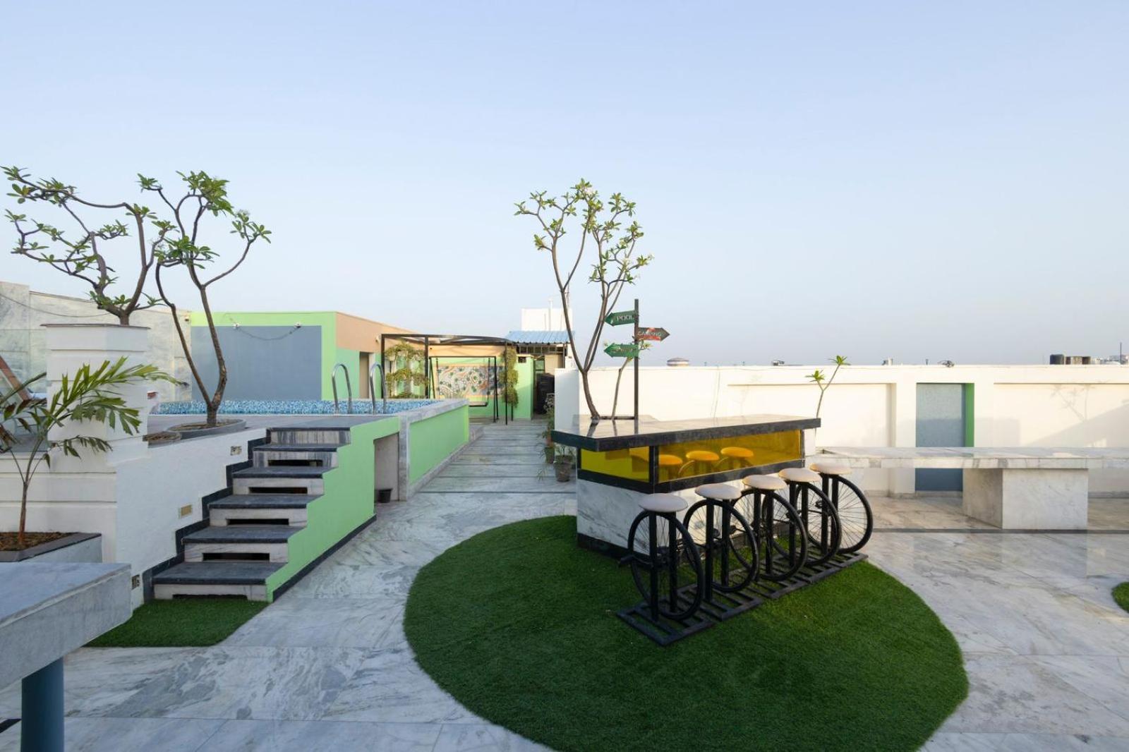 Hotel Sahibs Lighthouse - Swimming Pool Agra  Luaran gambar